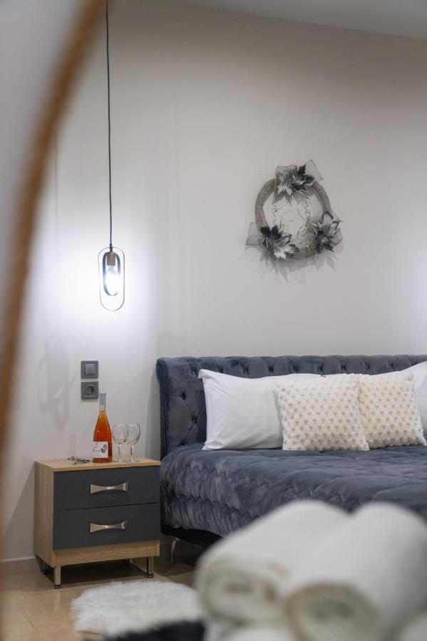 Guesthouse Aelia Като-Лутракі Екстер'єр фото
